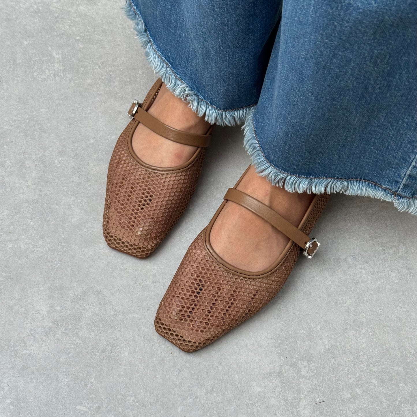 MESH BALLET | Brown Bear