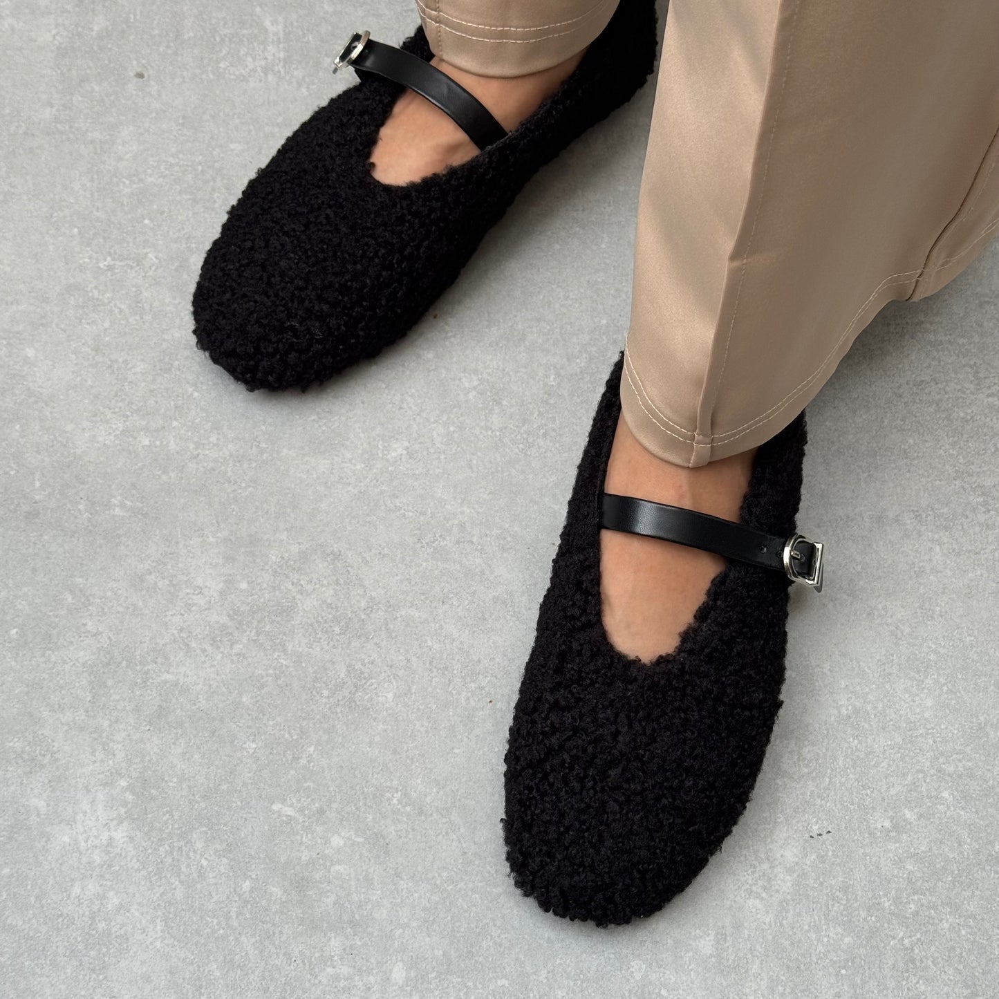 FROSTBITE BALLET | Black