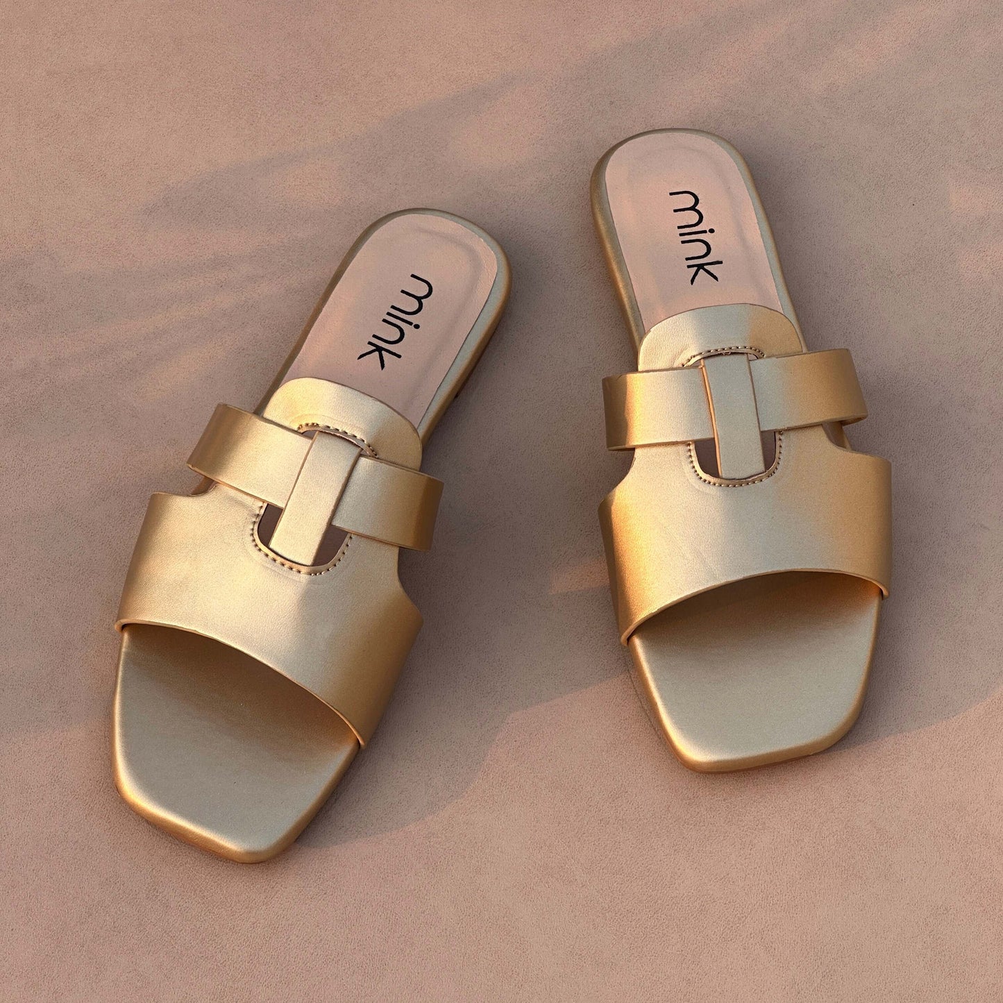 DELTA FLATS | Golden