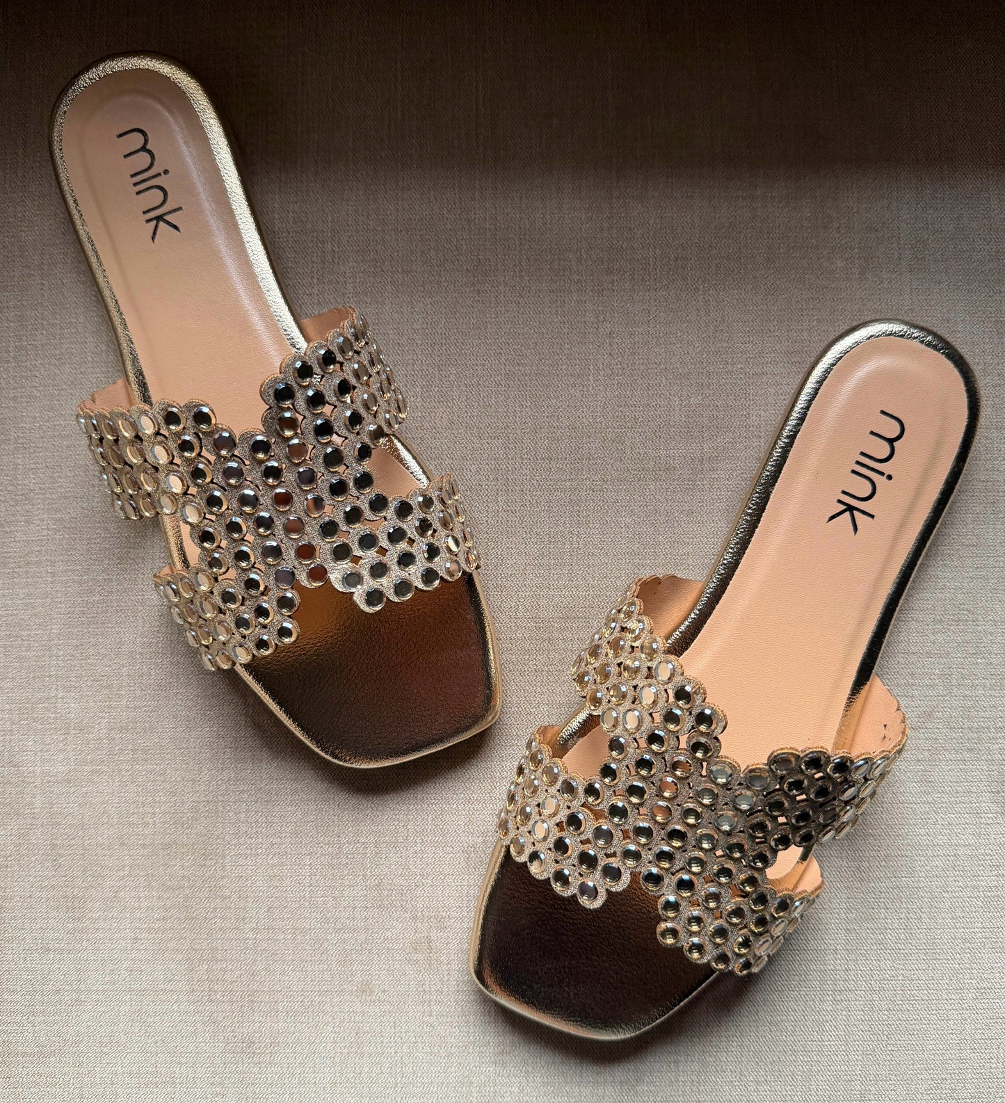 GLAM SLIDES | Gold