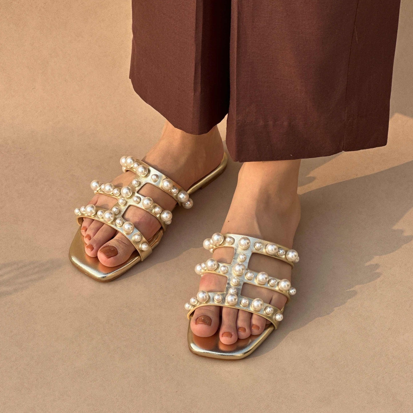 COSMO SLIDES | Gold