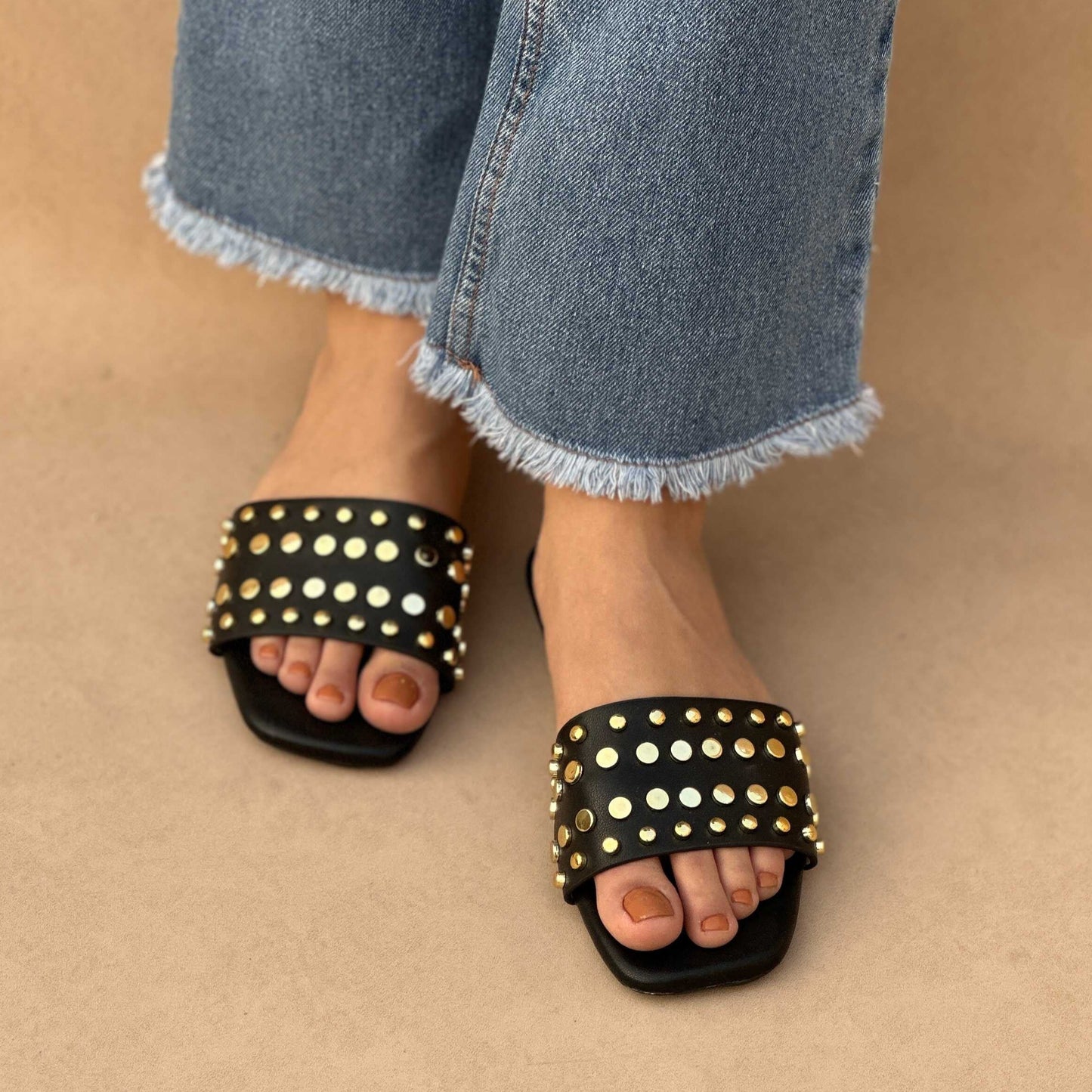 STUDY FLATS | Black