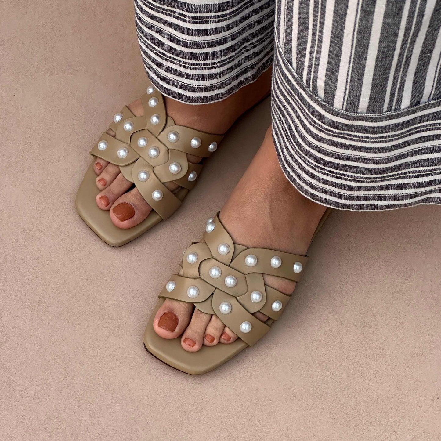 LOOPER SLIDES | Olive Green