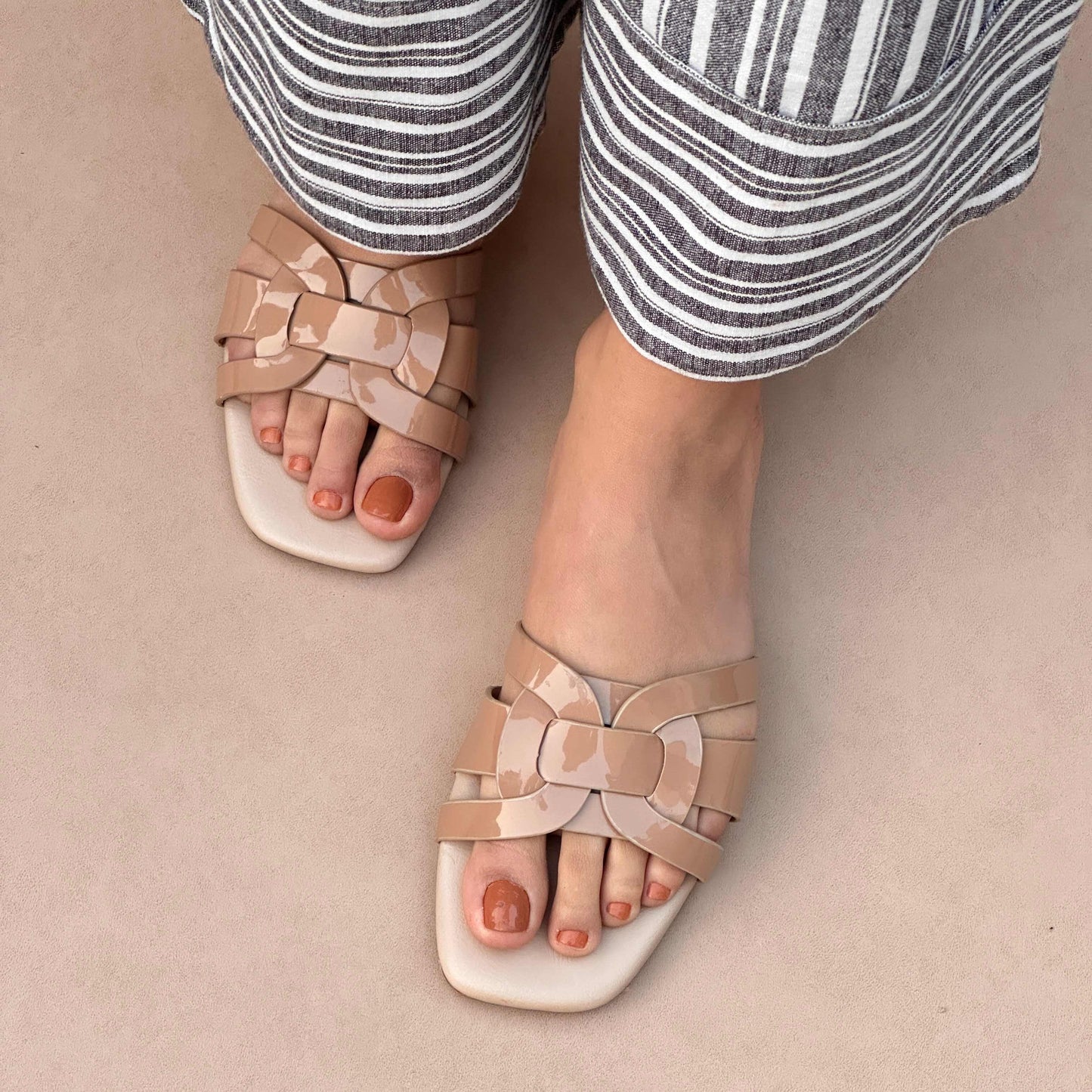 TORY FLATS | Beige