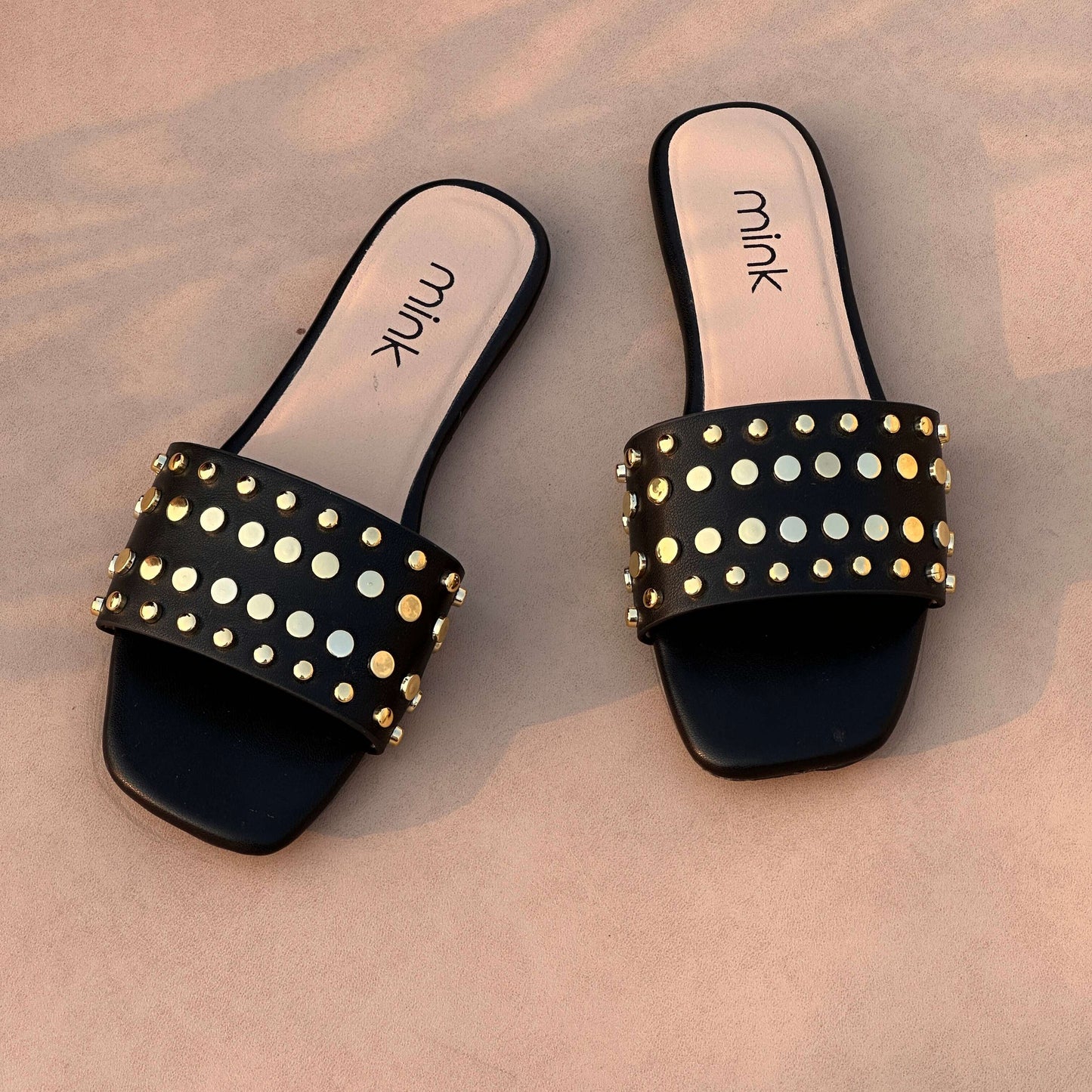 STUDY FLATS | Black