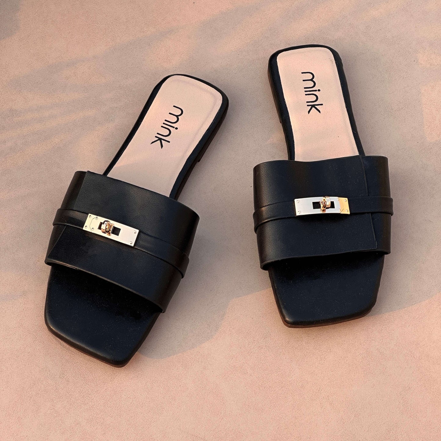 TWOFOLD SLIDES | Black