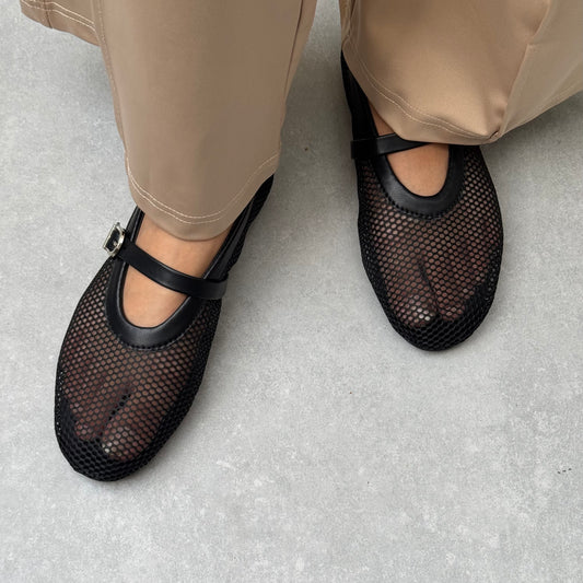 ROUNDED MESH BALLET | Black