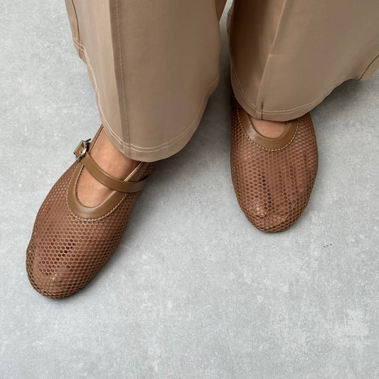 ROUNDED MESH BALLET | Brown Bear