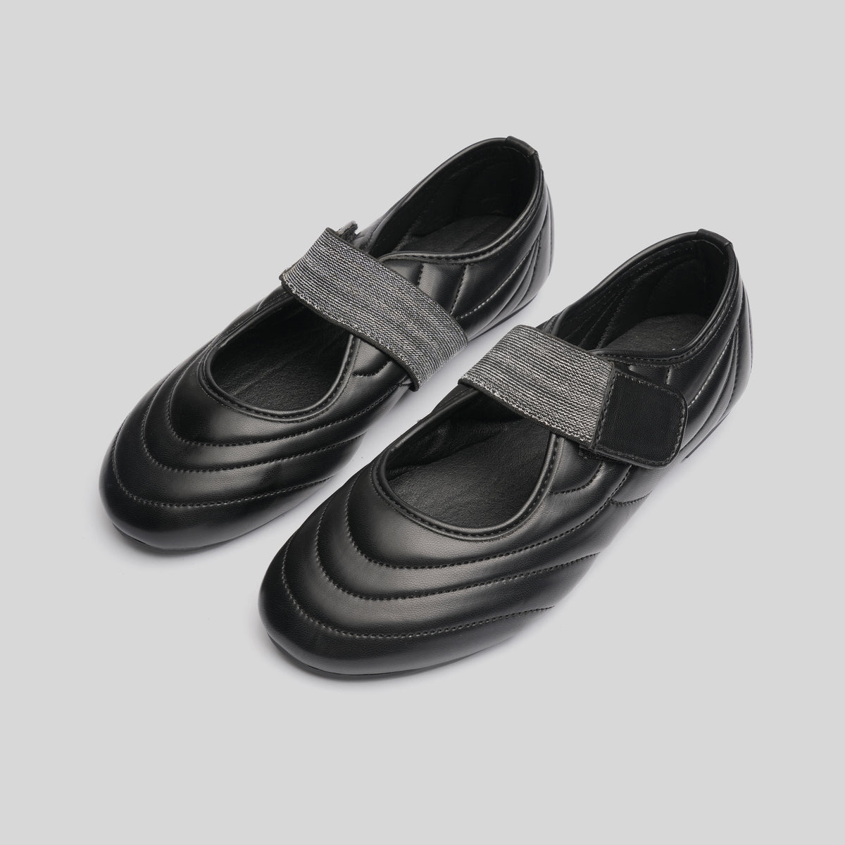 TRACKSTARS | Black
