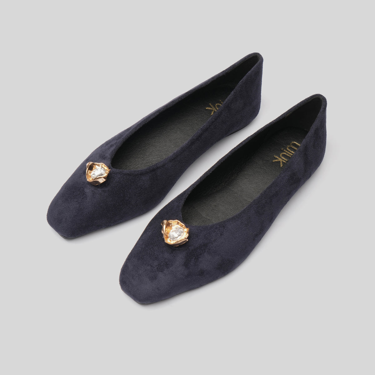 BROOCH SUEDE PUMPS | Navy Blue
