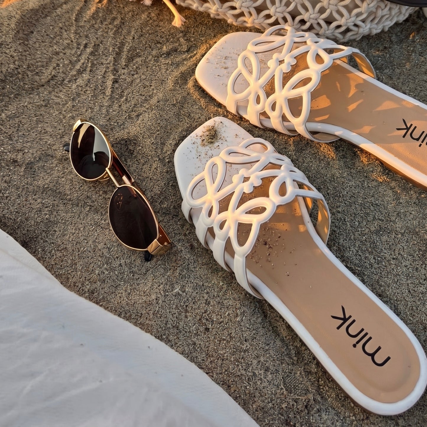 LOEWE SLIDES | White