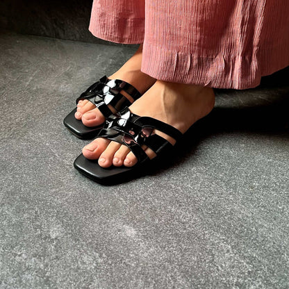 TORY FLATS | Black