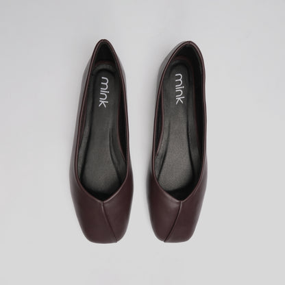 SEAM SQUARE PUMPS | Deep Coffee