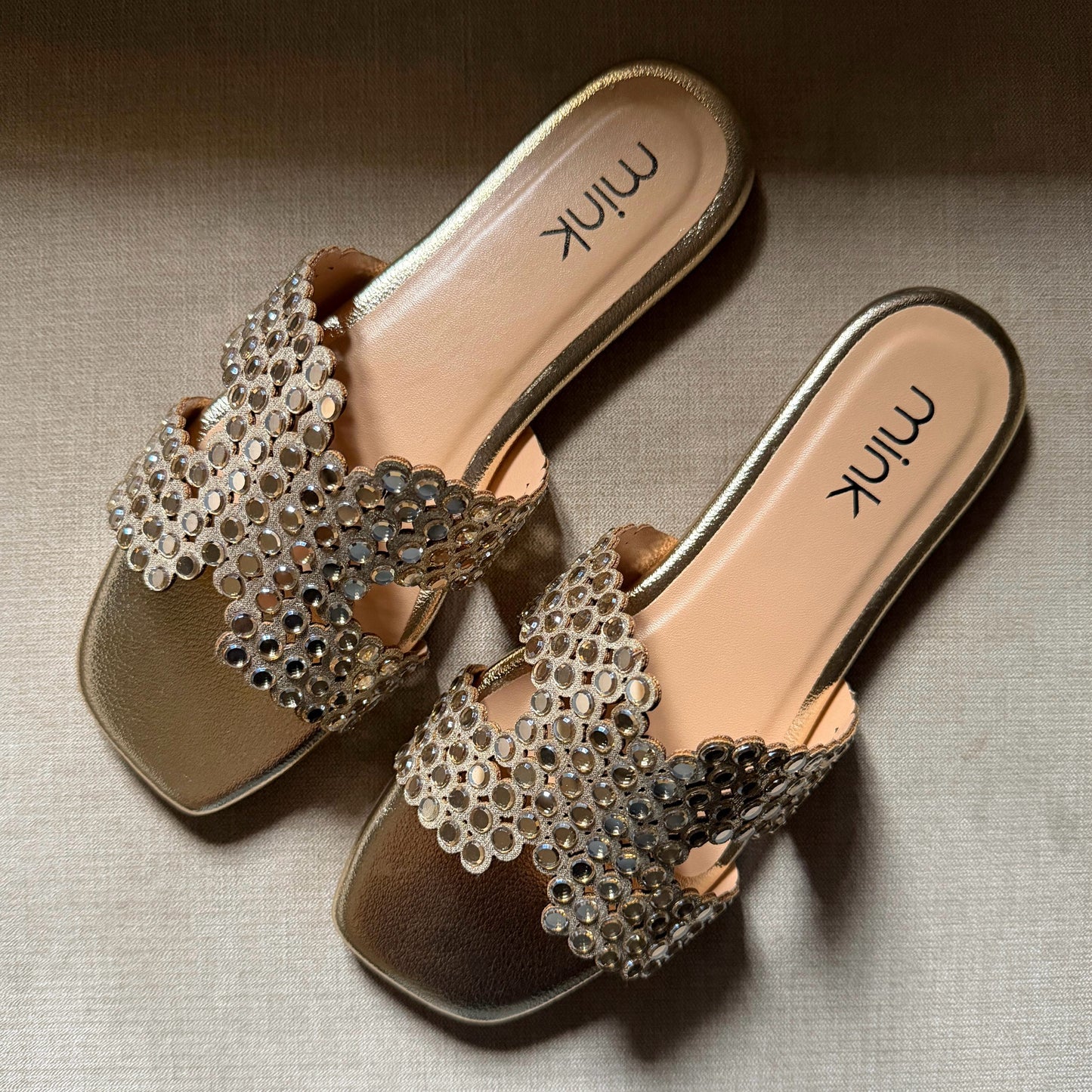 GLAM SLIDES | Gold