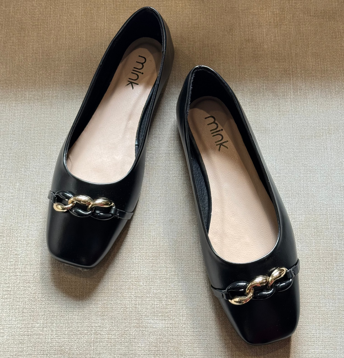 CRIMSOM PUMPS | Black