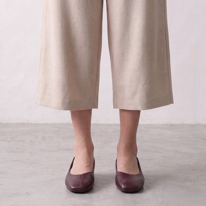 SEAM SQUARE PUMPS | Deep Coffee