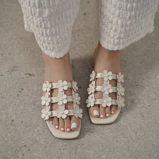 FLORAL SLIDES | White