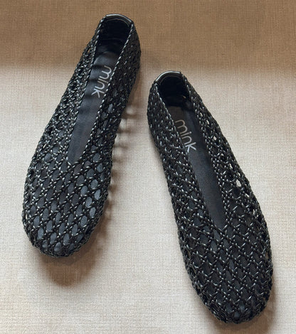 MONARCHS | BLACK