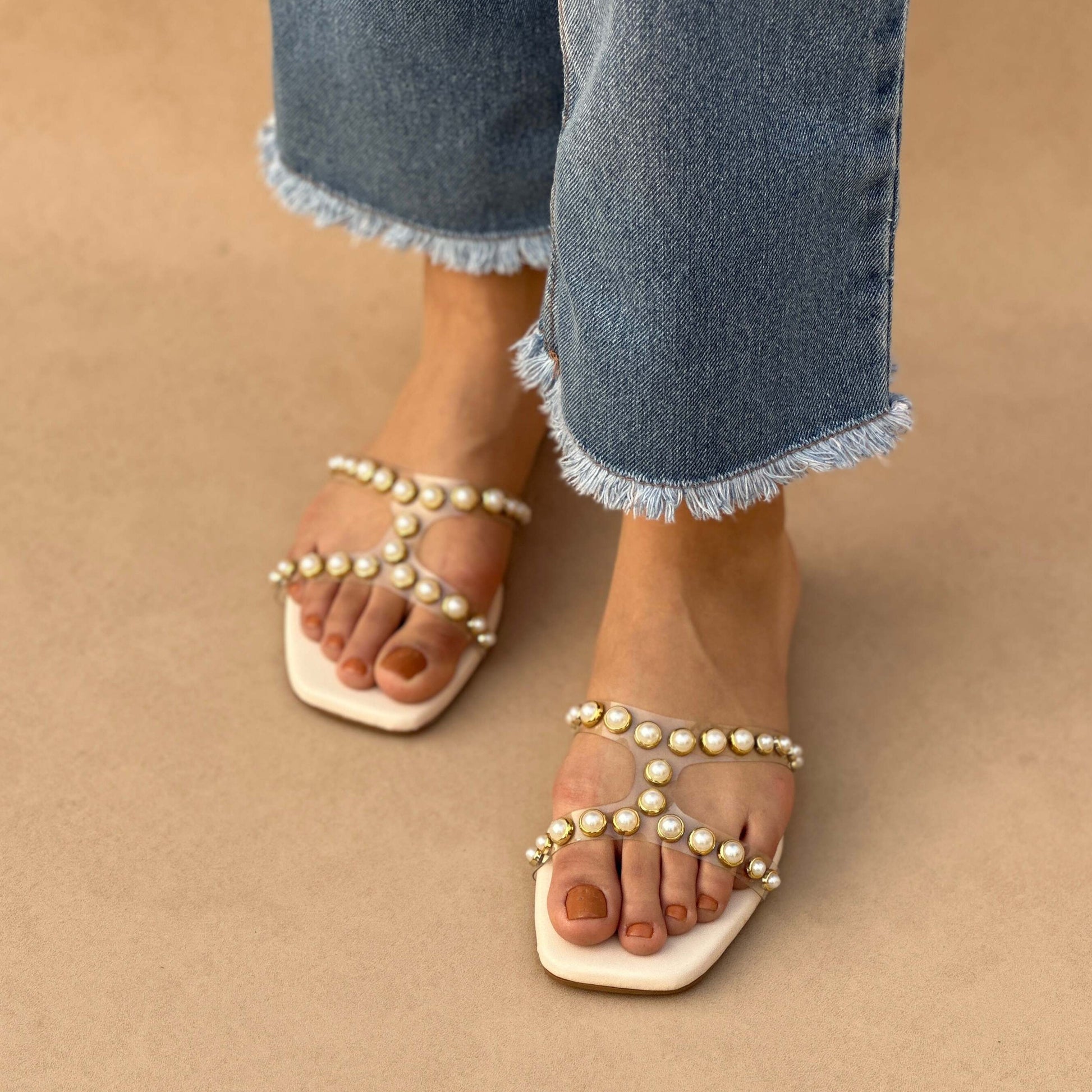 PEARL FLATS | Transparent