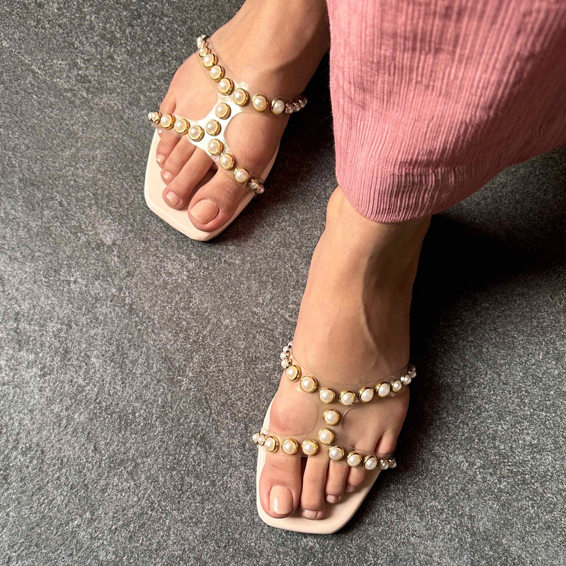 PEARL FLATS | Transparent